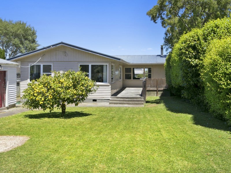 14 Hugh Duncan Street, Haywards, Lower Hutt - Carousel 1