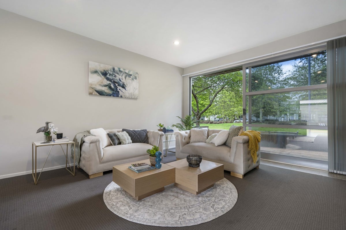 16 Kauri Drive, Takanini, Auckland - Carousel 1