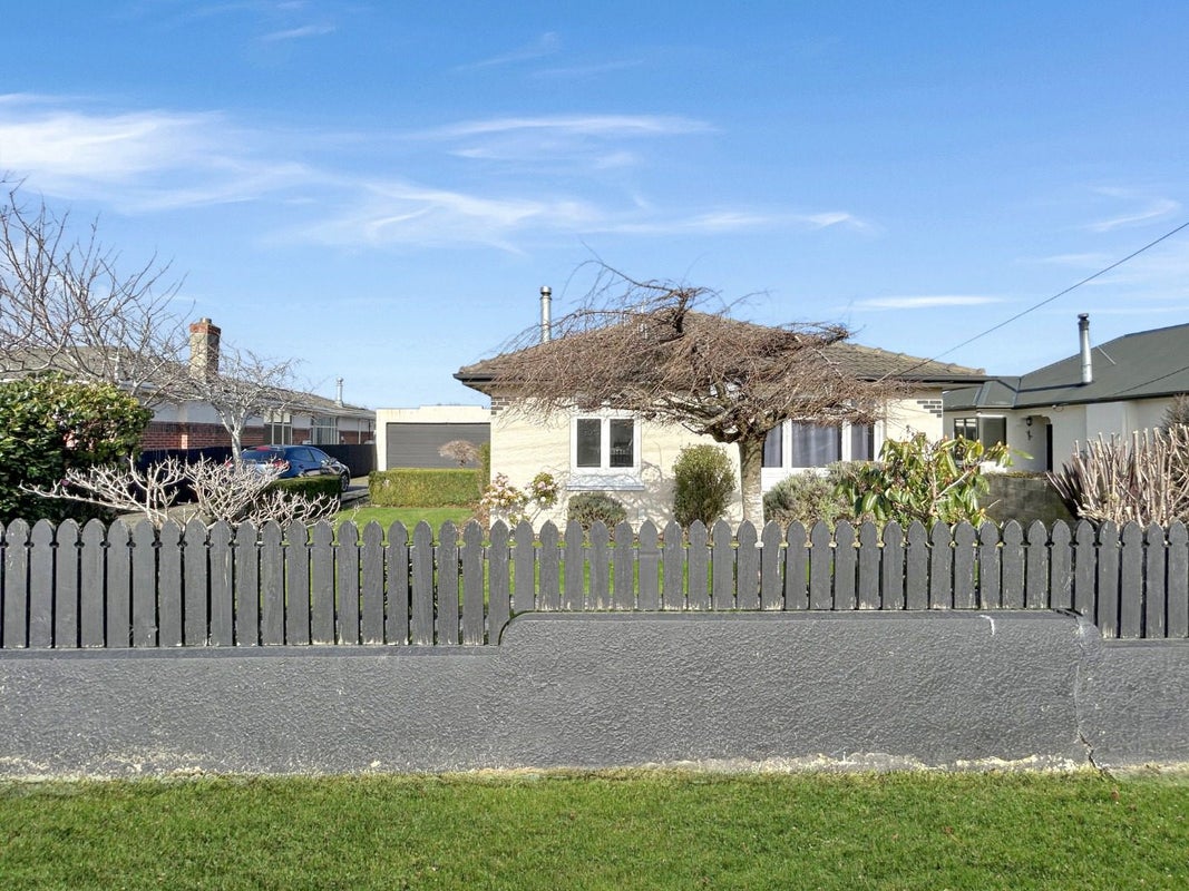 17 Renfrew Street, Waikiwi, Invercargill - Carousel 2