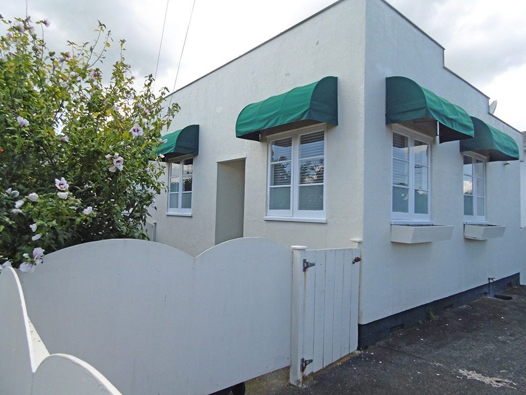 1C Bathurst Road, Mount Eden, Auckland - Carousel 1