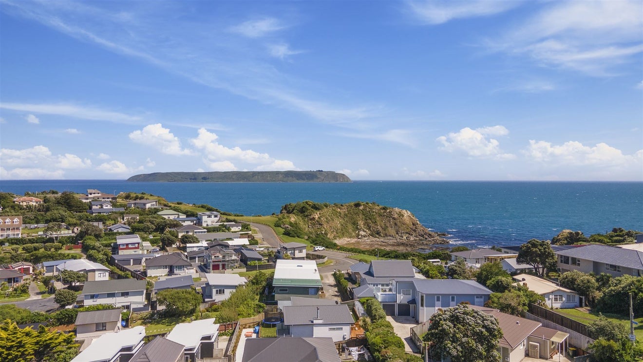 20 Richard Street, Titahi Bay, Porirua - Carousel 21