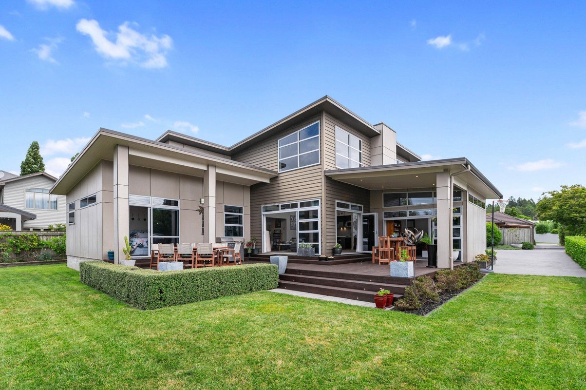 10B Hilton Road, Lynmore, Rotorua - Carousel 1