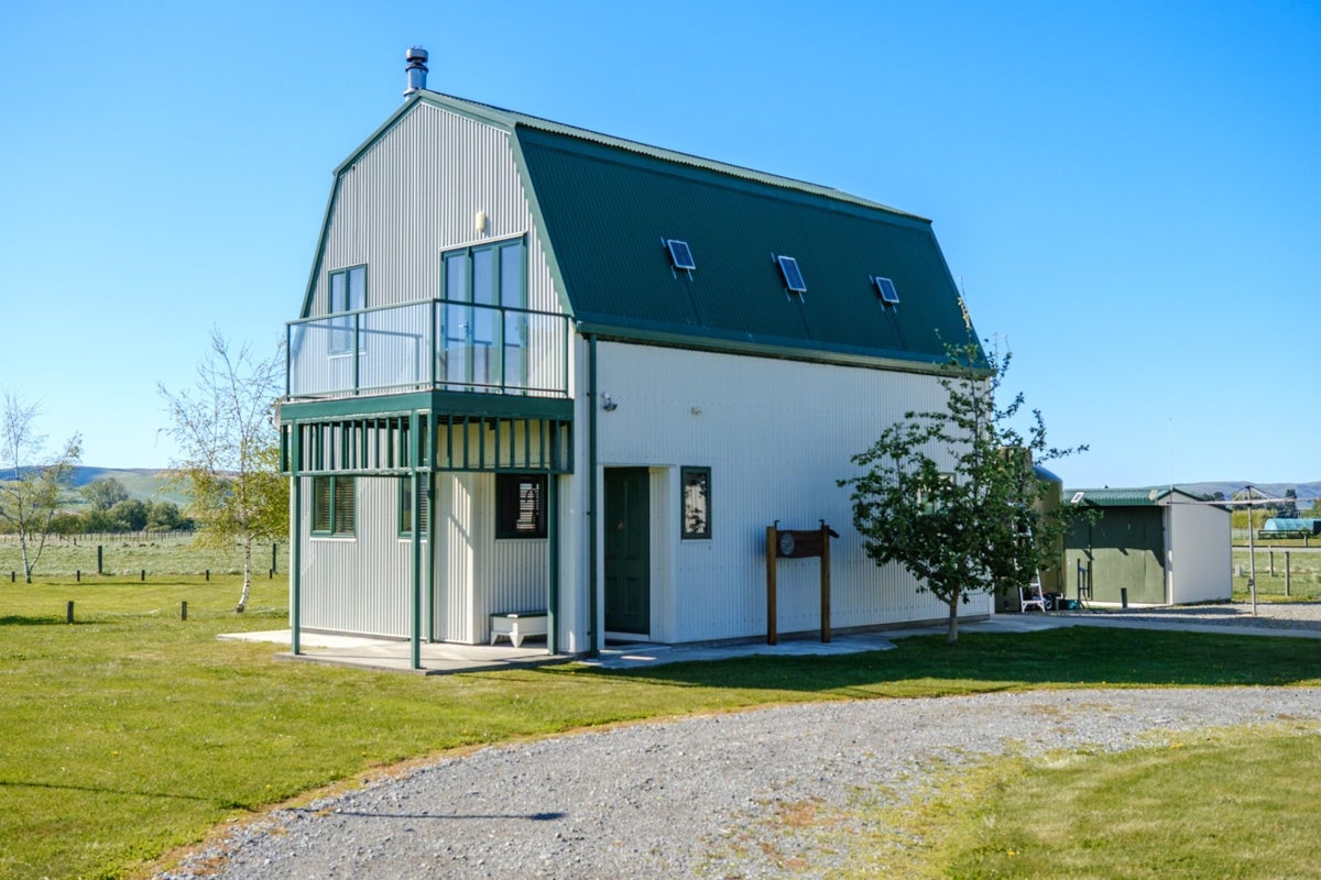 312 Clayton Road, Fairlie, Mackenzie, Canterbury - Carousel 2