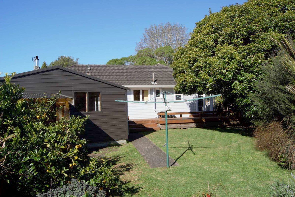 54 Kervil Avenue, Te Atatu Peninsula, Auckland - Carousel 2