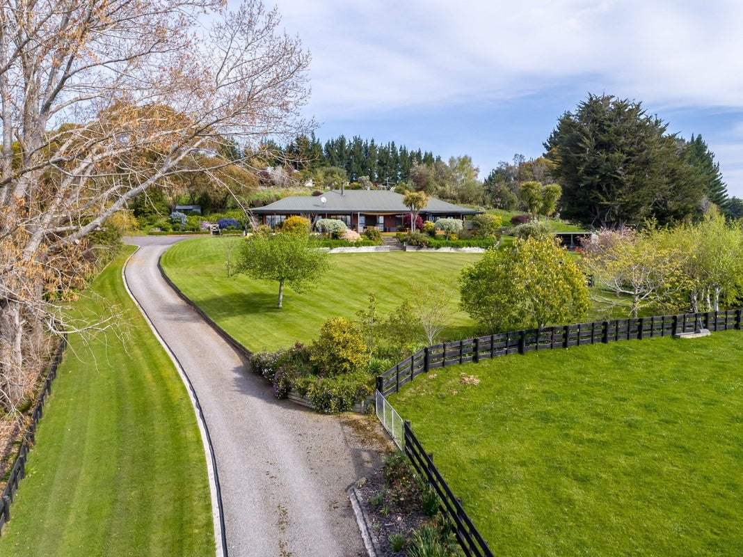 252 Masterton Stronvar Road, Te Ore Ore, Masterton - Carousel 1