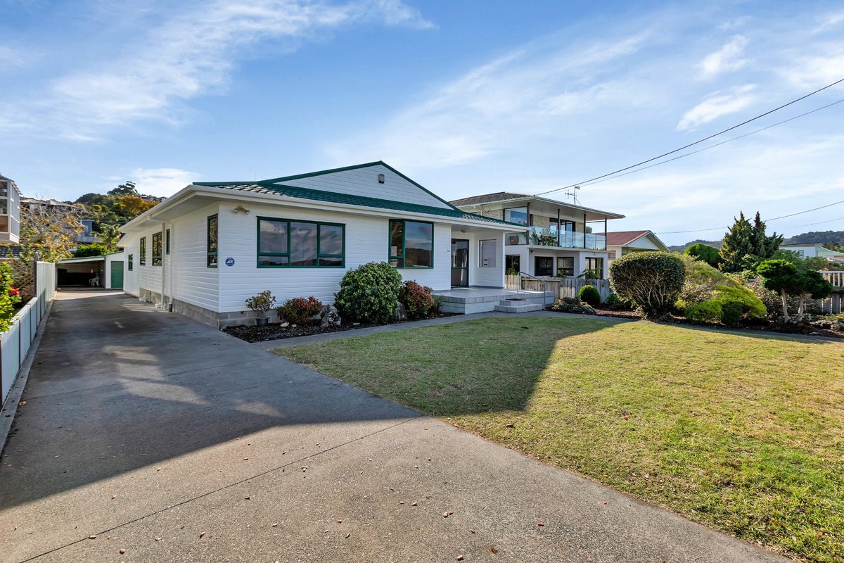1945 Ngunguru Road, Whangarei - Carousel 1