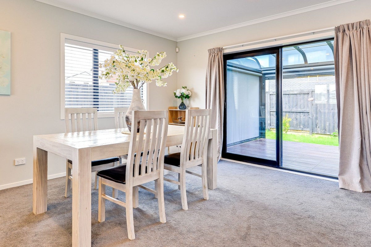 26 Tiro Place, Rototuna North, Hamilton - Carousel 2