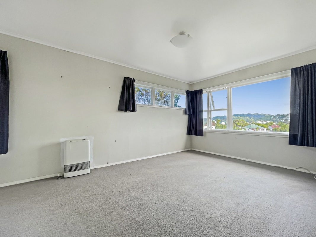 37A Pembroke Road, Northland, Wellington - Carousel 2