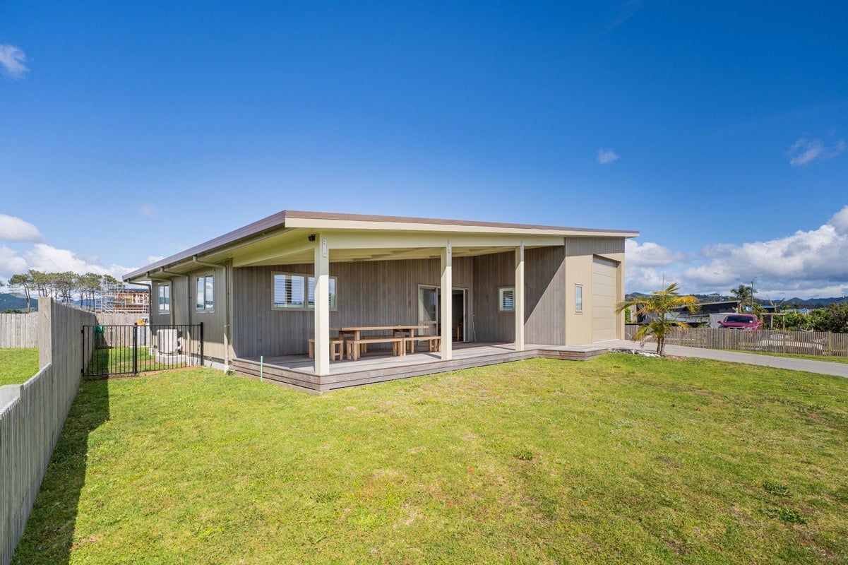 168 Harbour Drive, Matarangi, Whitianga - Carousel 24