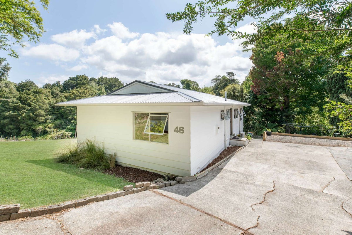 46 Nottingham Road, Onerahi, Whangarei - Carousel 1