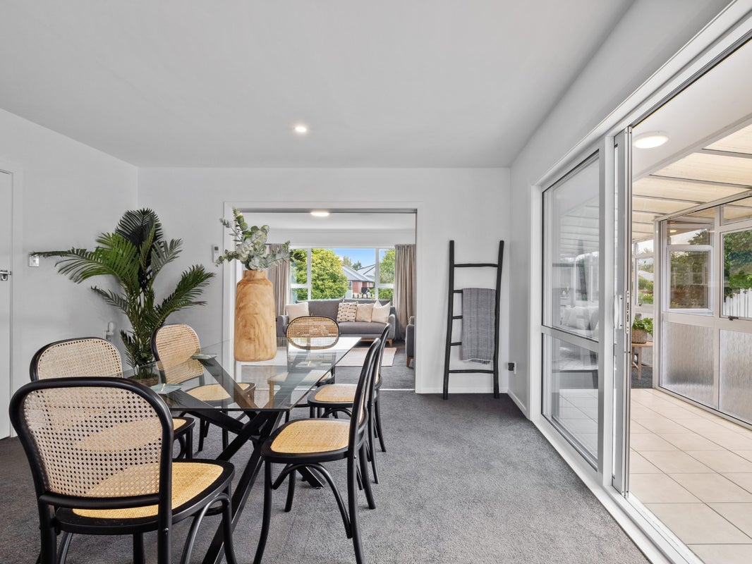 408 Main North Road, Redwood, Christchurch - Carousel 1