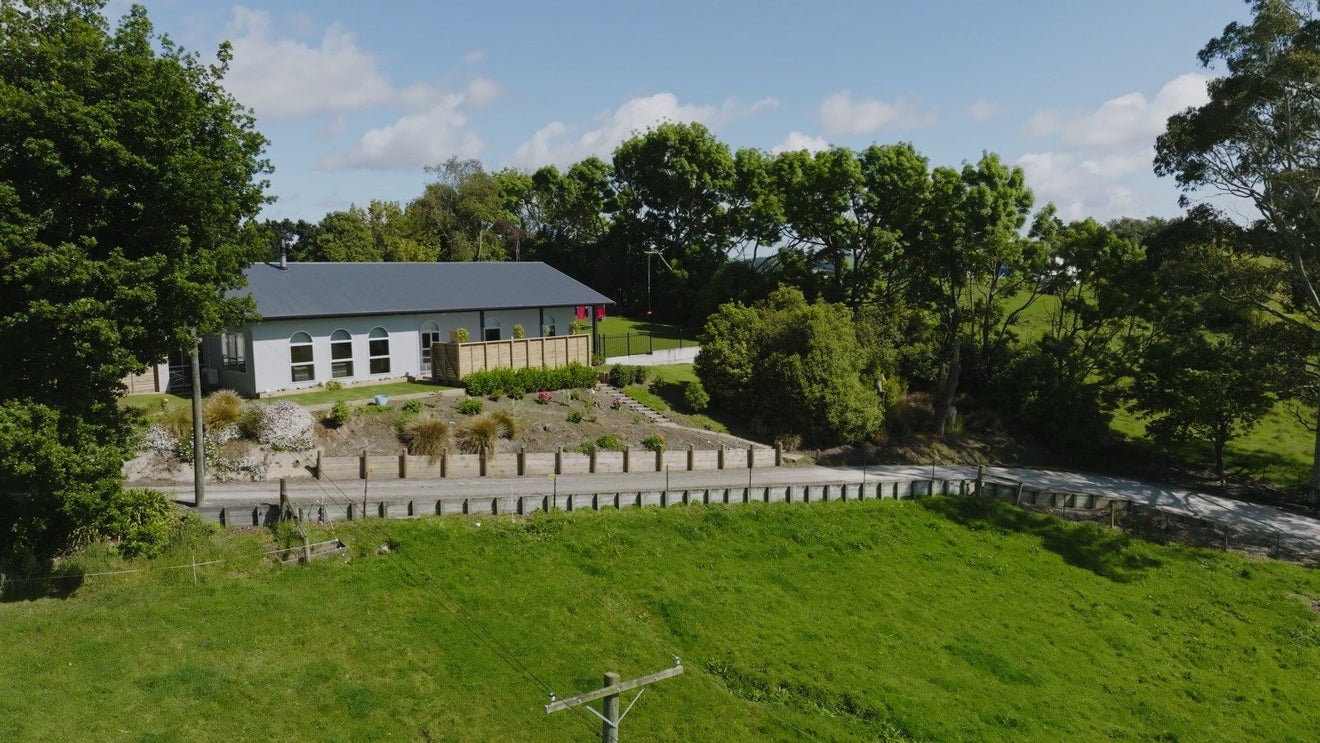 96 Reservoir Road, Oamaru North, Oamaru - Carousel 1