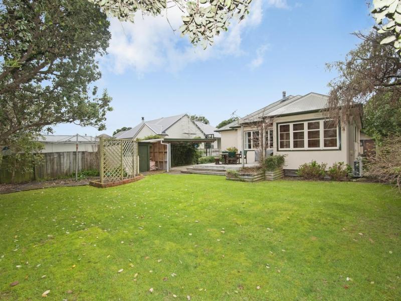 39 Hall Crescent, Epuni, Lower Hutt - Carousel 1