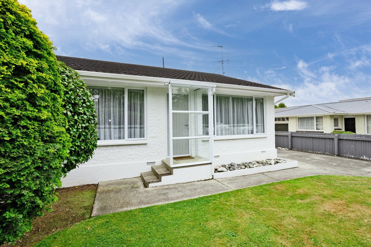 2/237 Queens Drive, Windsor, Invercargill - Carousel 2