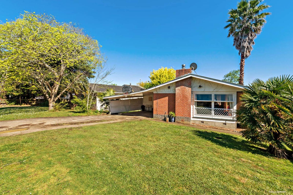 6 Lawrence Crescent, Hillpark, Auckland - Carousel 1