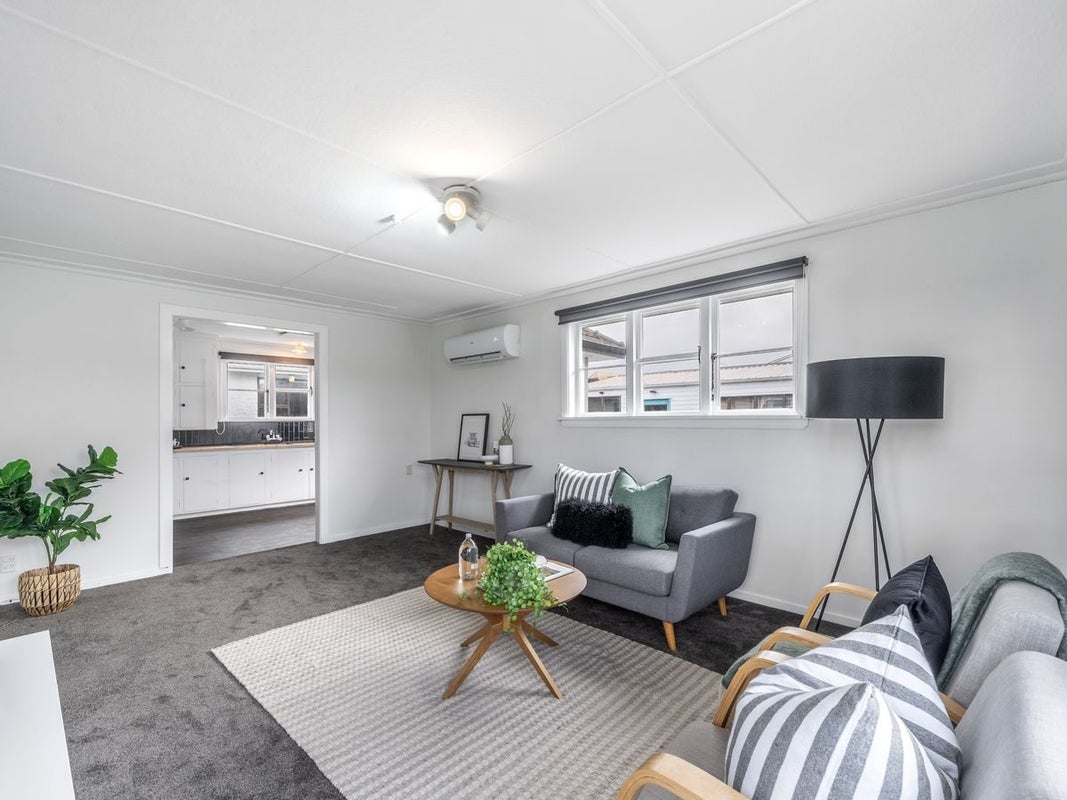 138 John Street, Heidelberg, Invercargill - Carousel 2