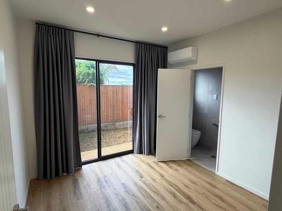 21/59 Spring Street, Onehunga, Auckland - Carousel 2