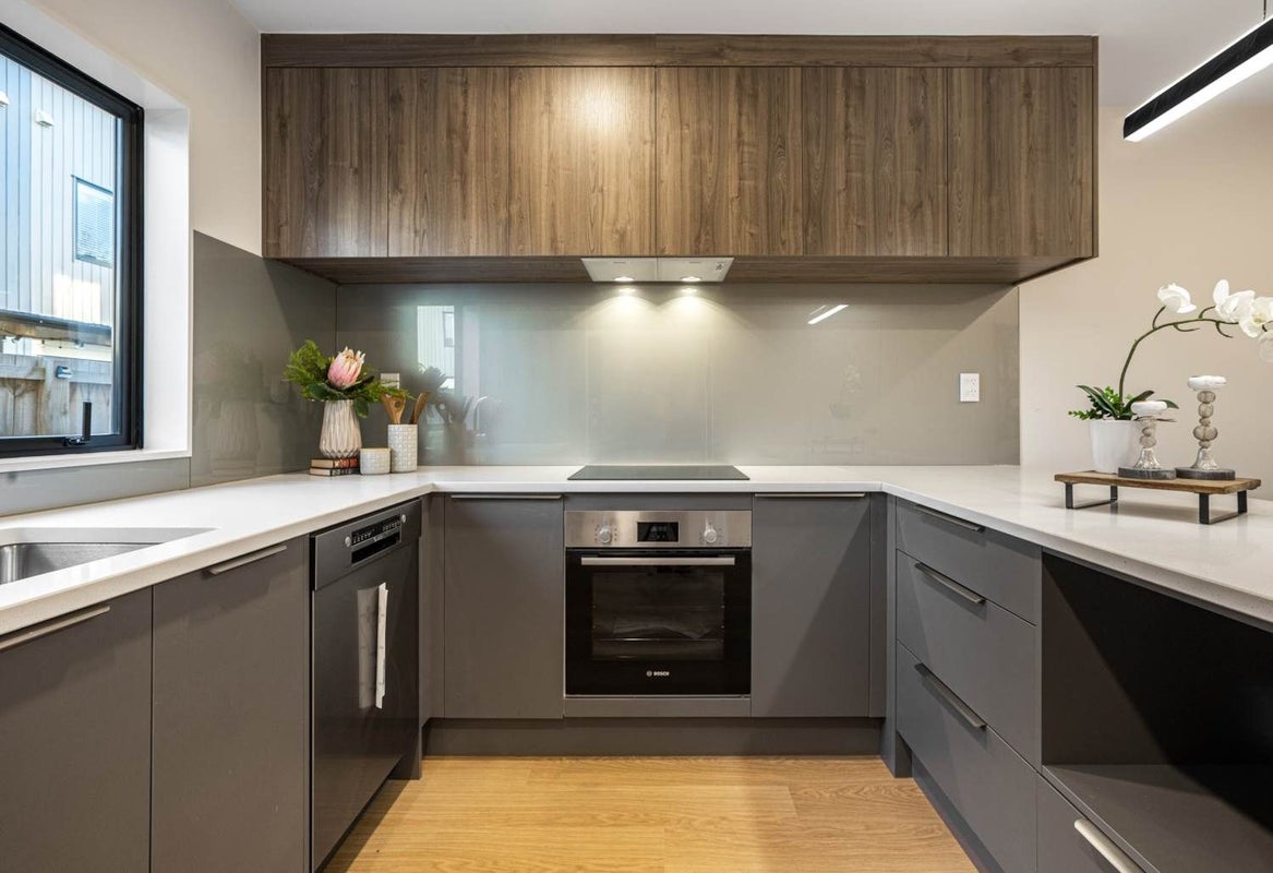 7/36 Edmonton Road, Henderson, Auckland - Carousel 2