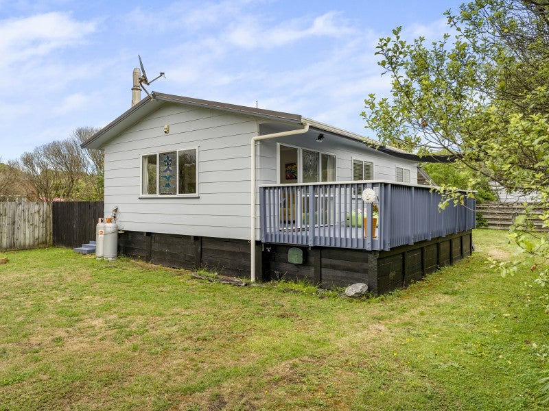 50 Paetawa Road, Peka Peka - Carousel 1