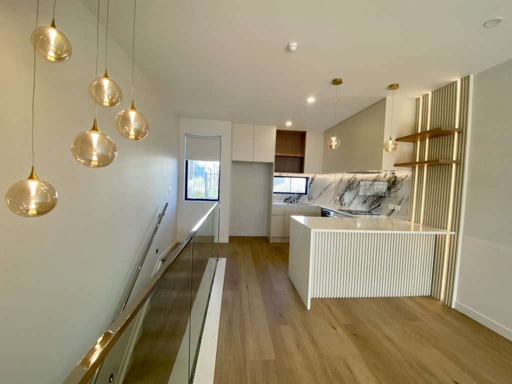 2 Puihi Crescent, Massey, Auckland - Carousel 2