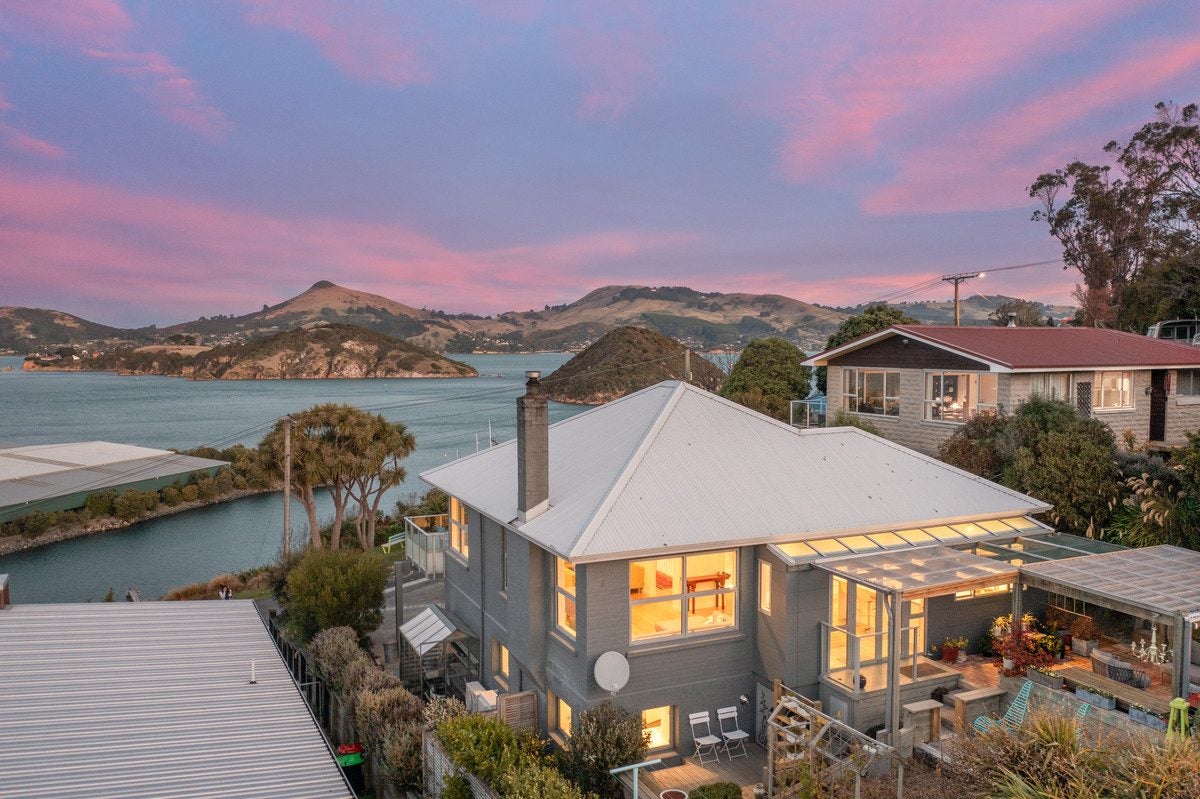 26 Island Terrace, Port Chalmers, Dunedin - Carousel 2