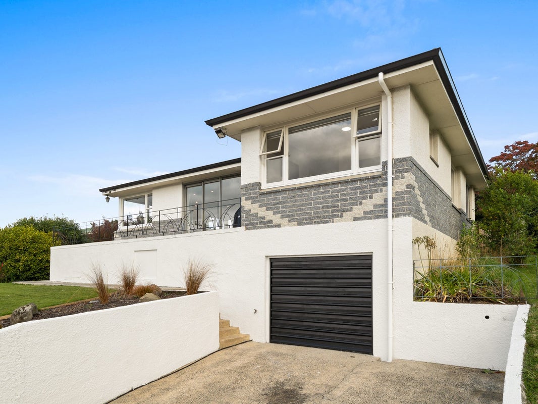15 Kennedy Road, Fairfield, Dunedin - Carousel 1