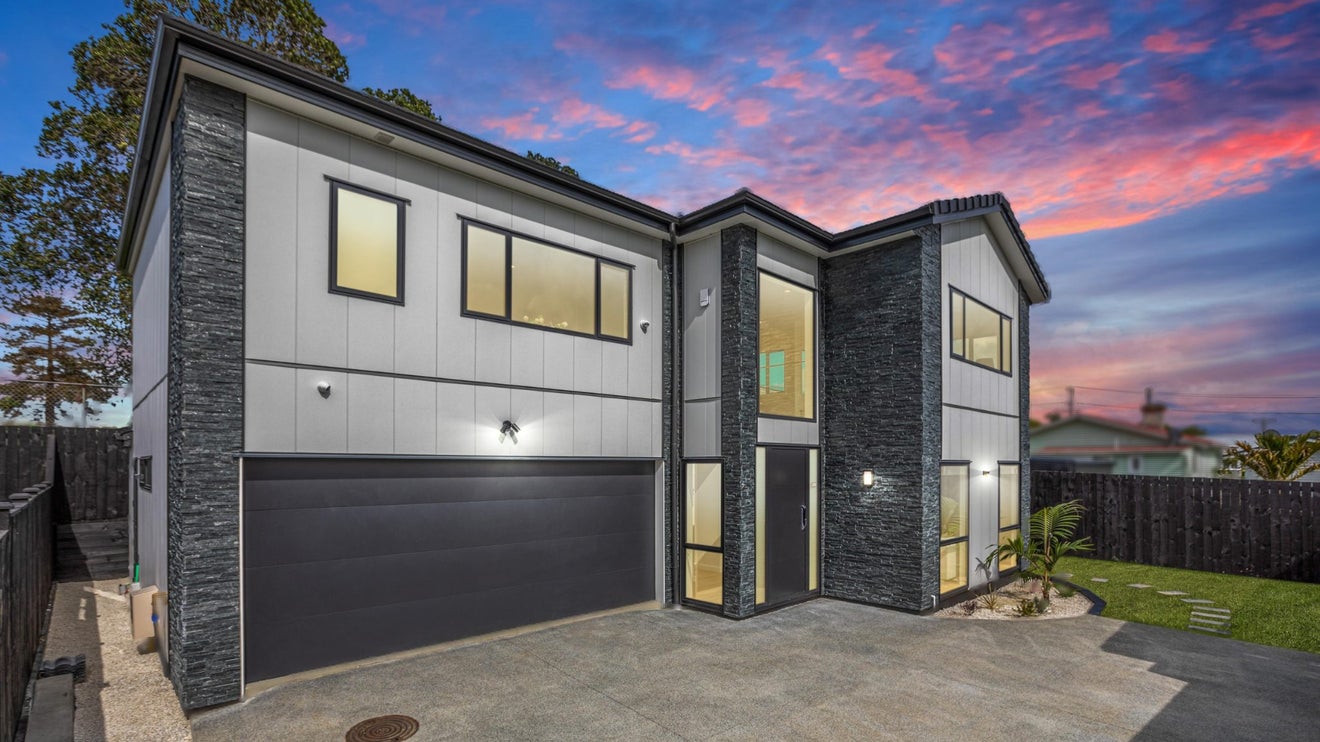 27D Larchwood Avenue, Westmere, Auckland - Carousel 1