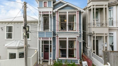 143 Abel Smith Street, Aro Valley, Wellington - Carousel 1