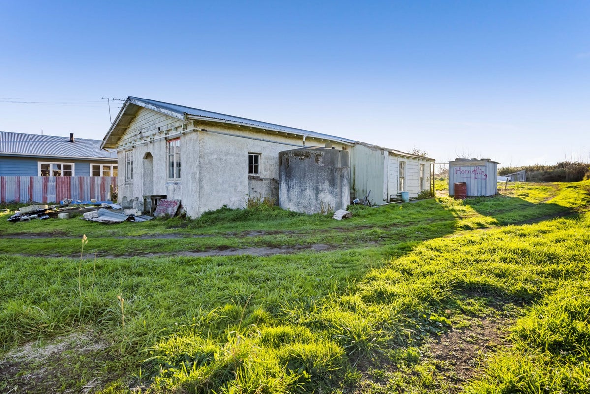 54 Livingston Road, Hawera - Carousel 2