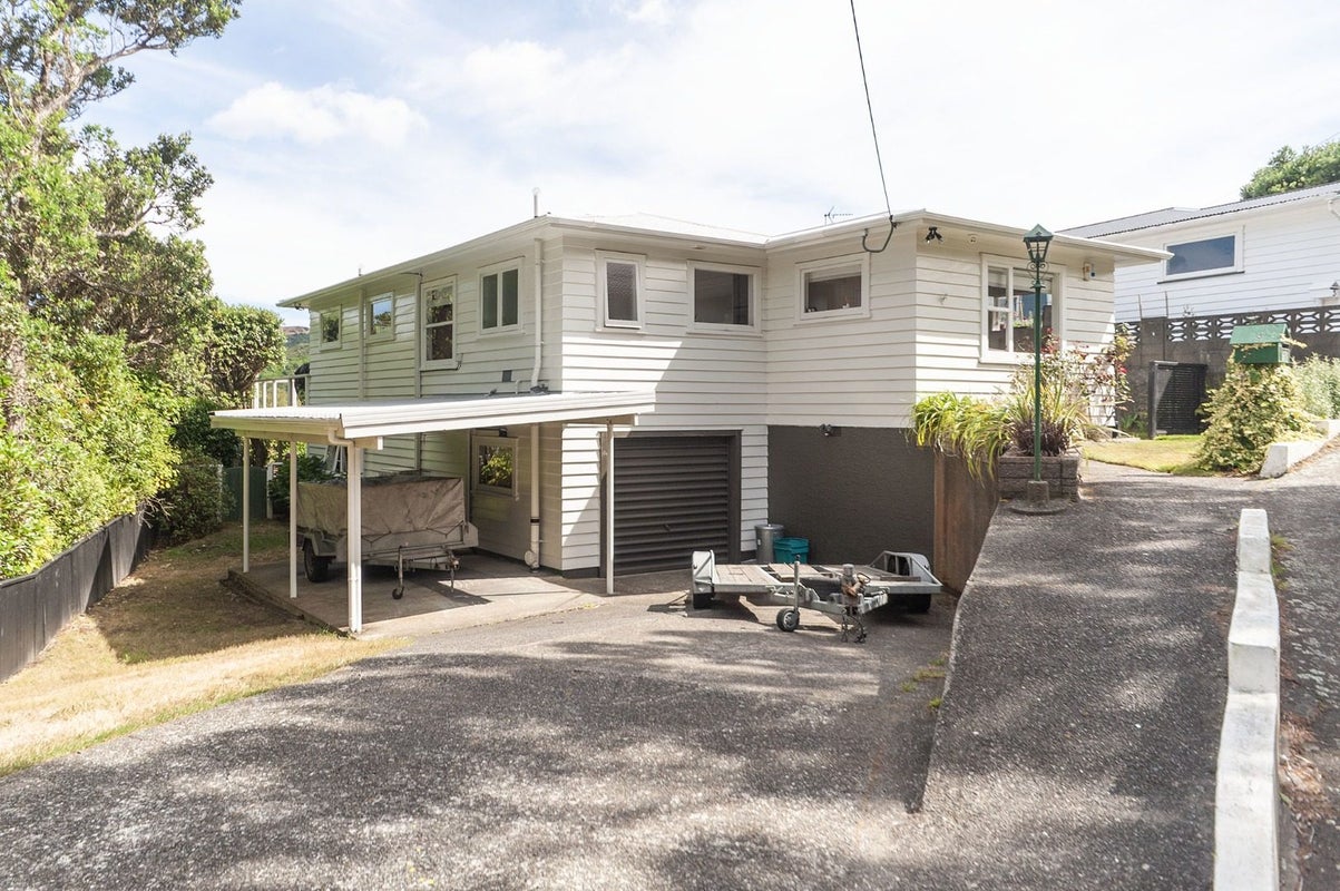 1 Rutland Way, Wadestown, Wellington - Carousel 1