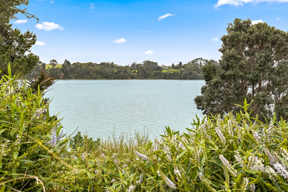 1 Waimarie Road, Whenuapai, Auckland - Carousel 33