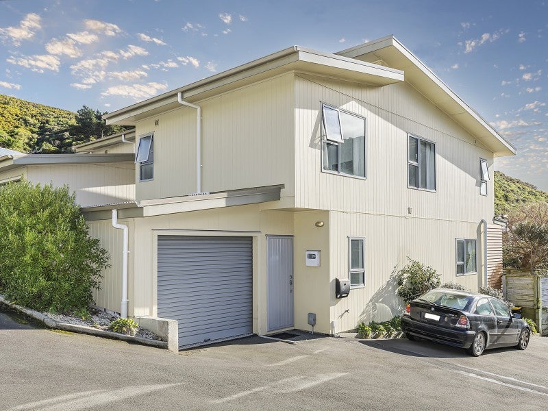 19 Rarangi Way, Owhiro Bay, Wellington - Carousel 1
