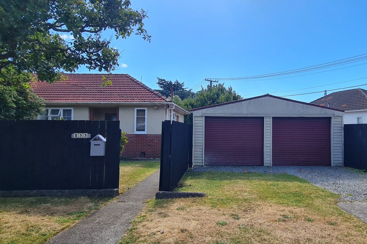 133 Waiwhetu Road, Waterloo, Lower Hutt - Carousel 2