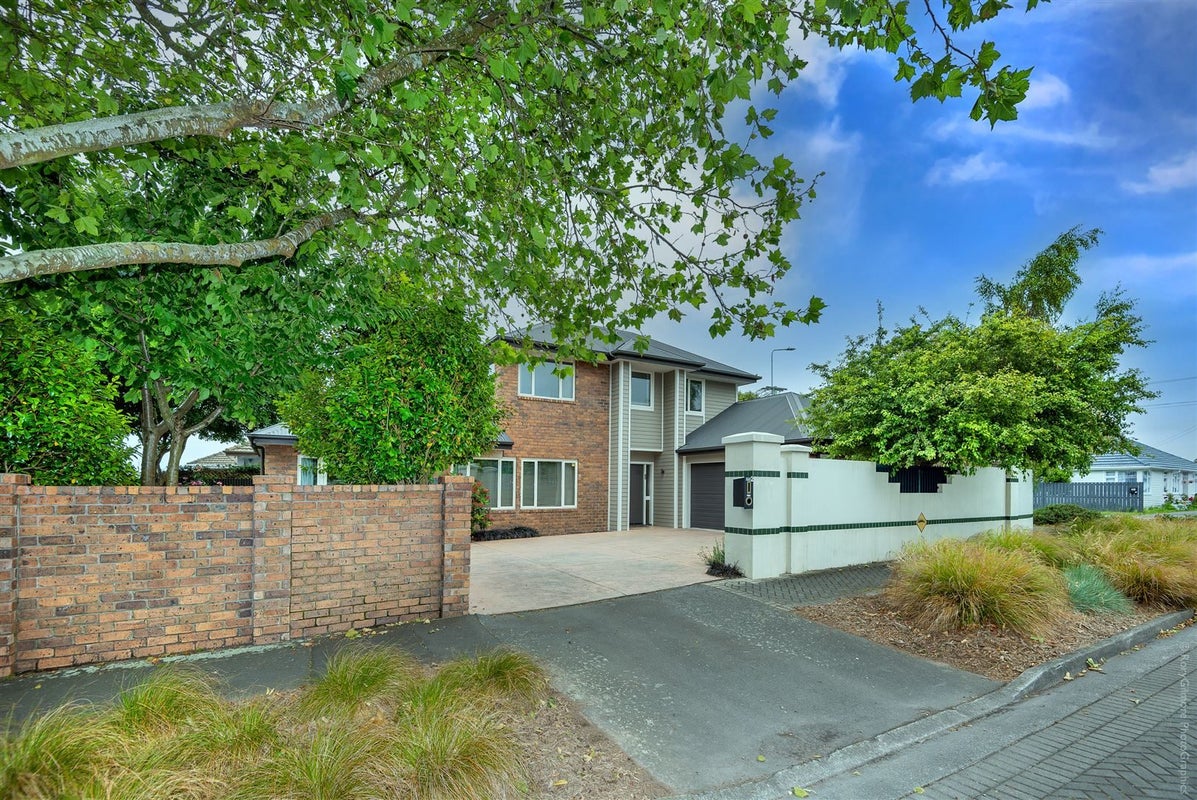 2 Palm Drive, Shirley, Christchurch - Carousel 2