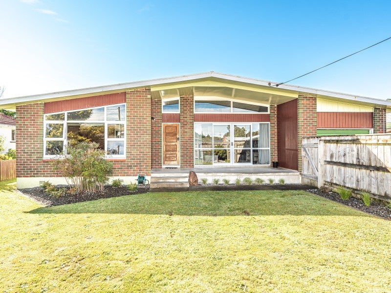 18 Madras Street, Aramoho, Whanganui - Carousel 1