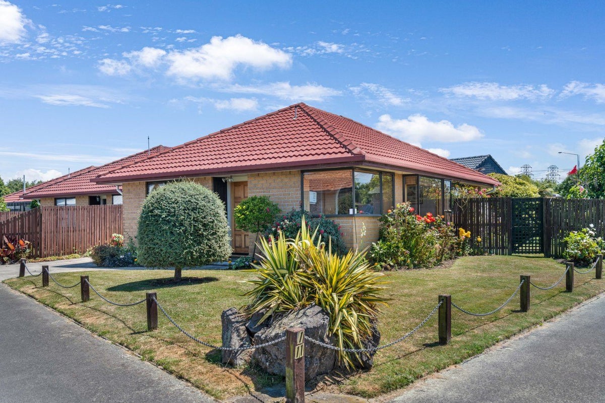 1/11 Dumfries Drive, Hei Hei, Christchurch - Carousel 1