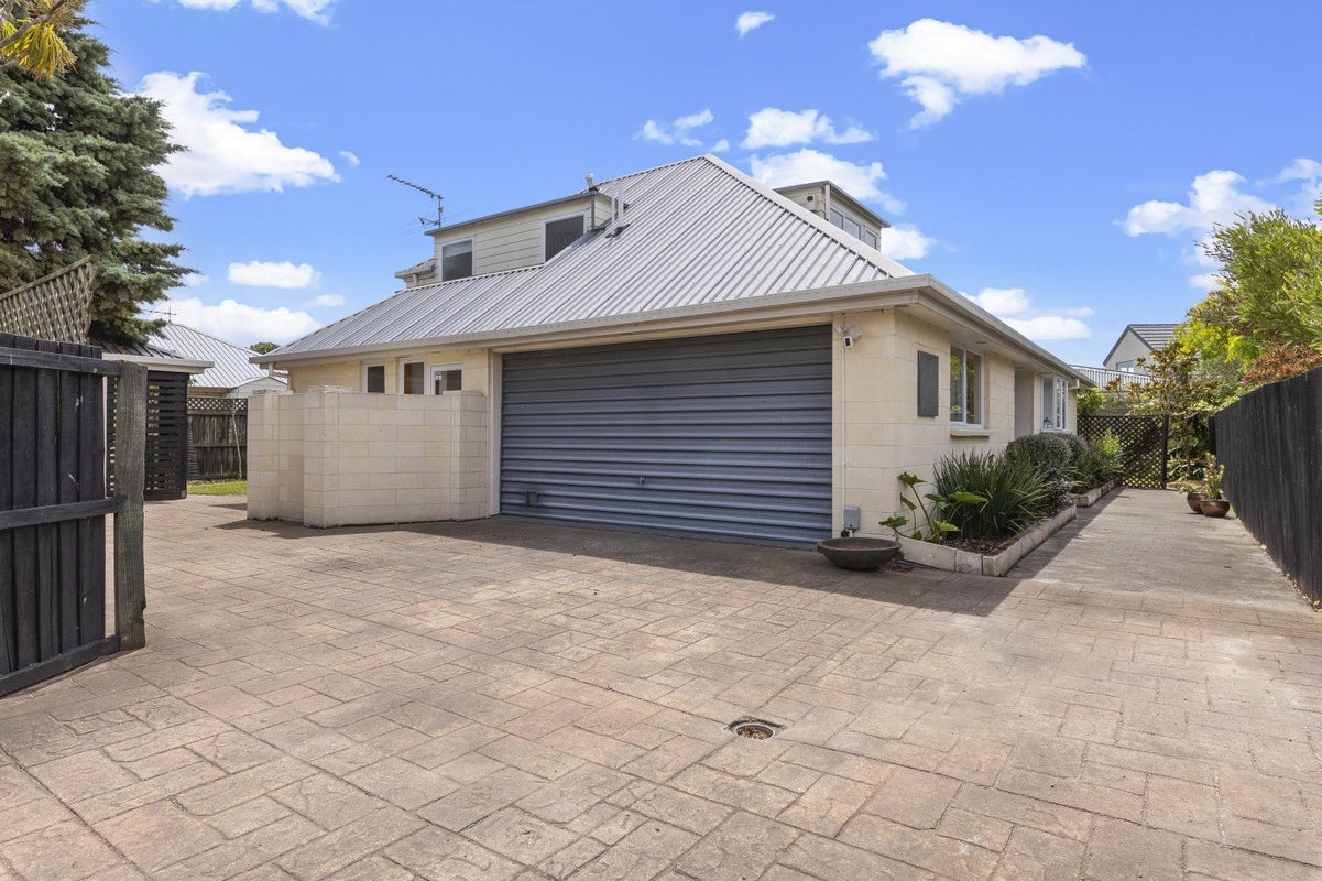 19A Koromiko Street, Saint Martins, Christchurch - Carousel 2