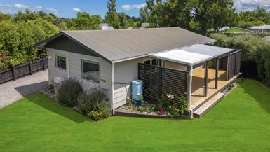 96 Revans Street, Featherston - Carousel 1