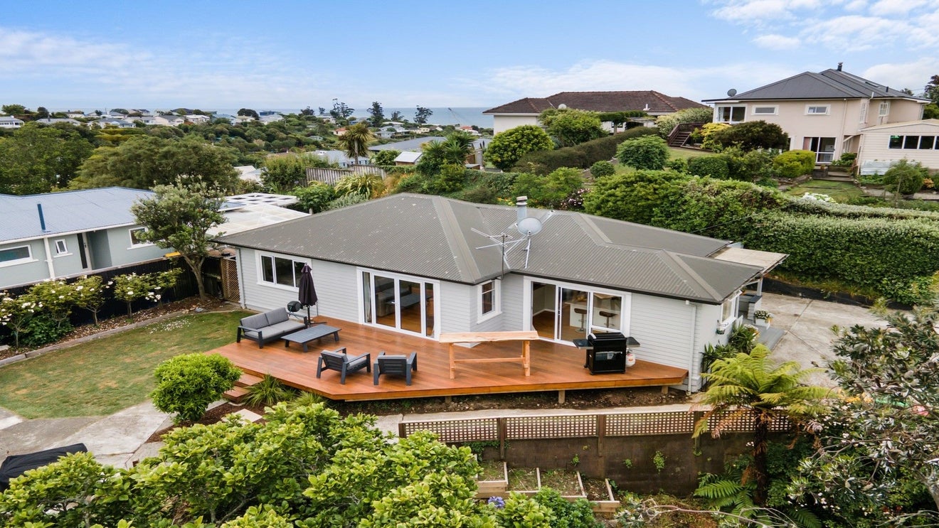 20 Stanley Crescent, Beachville, Nelson - Carousel 2