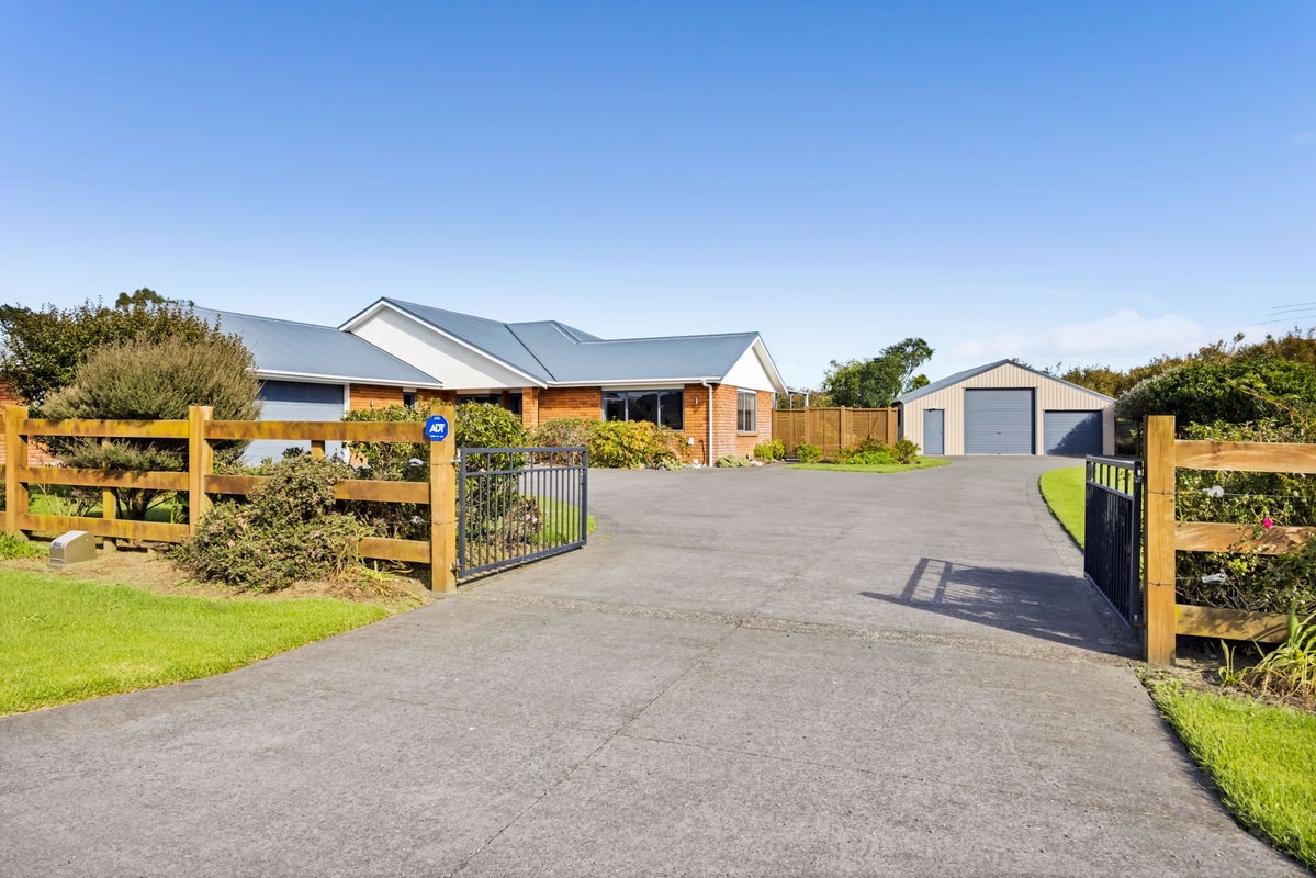 270 Smart Road, Hillsborough, New Plymouth - Carousel 2