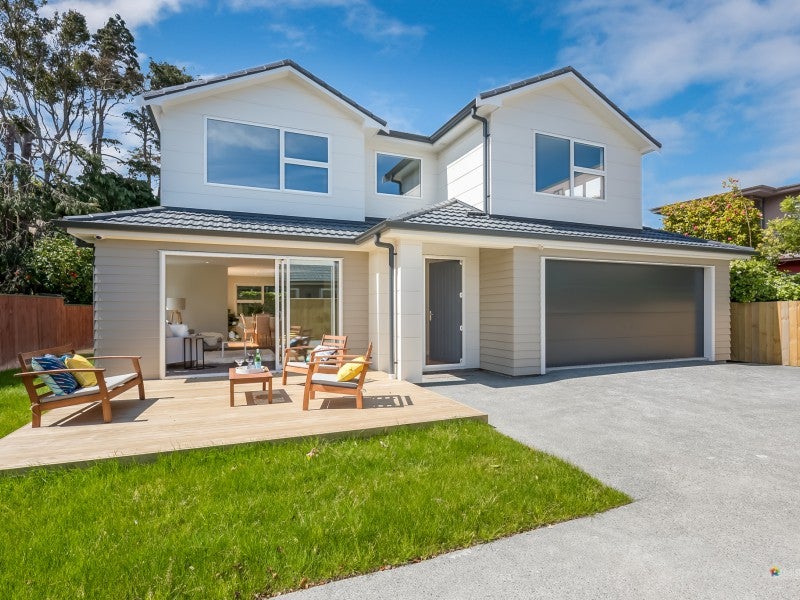 79A Woburn RD, WOBURN, LOWER HUTT - Carousel 1