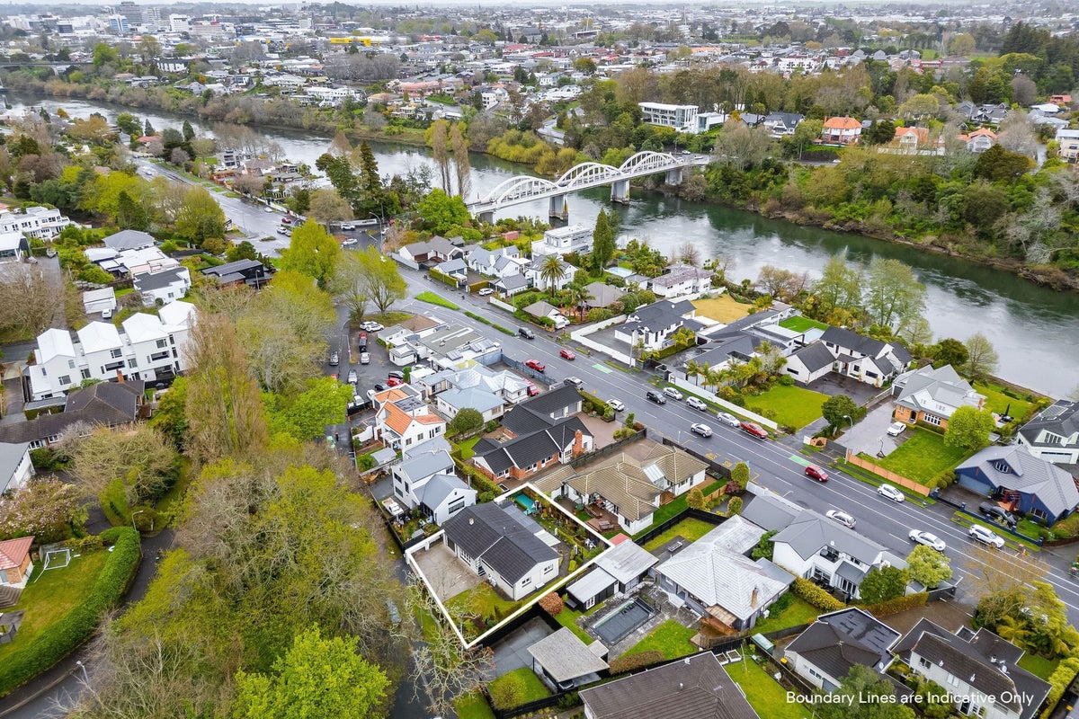5 Banbury Crescent, Fairfield, Hamilton - Carousel 2