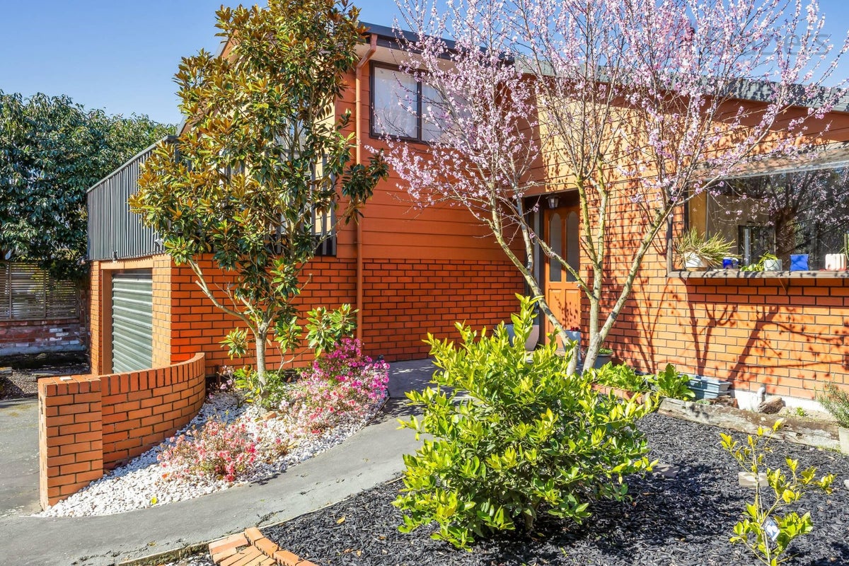 3/112 St Albans Street, St Albans, Christchurch - Carousel 1