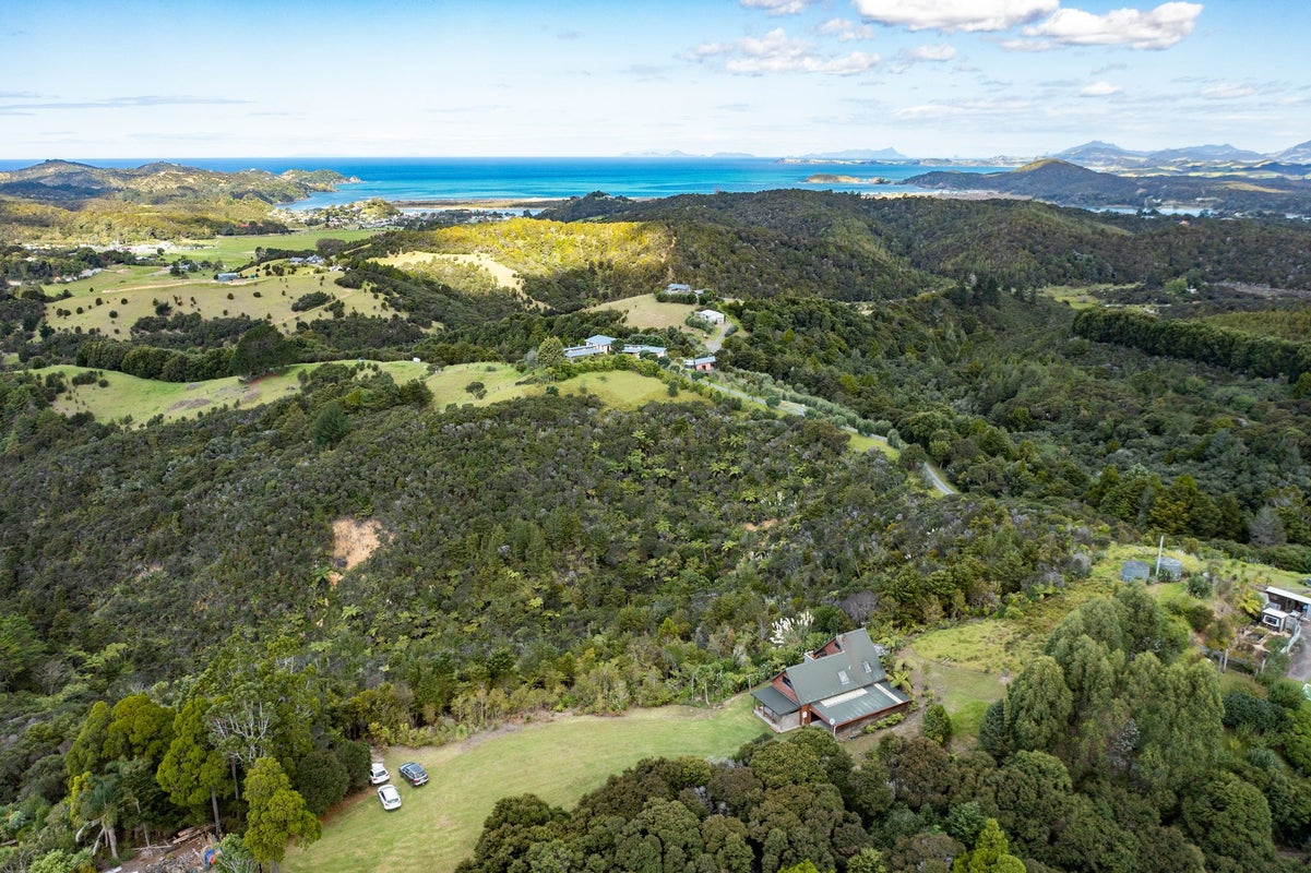 97 Pukenui Road, Whangarei - Carousel 1