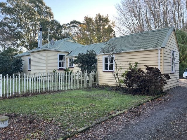 504 Collins Road, Christchurch - Carousel 1