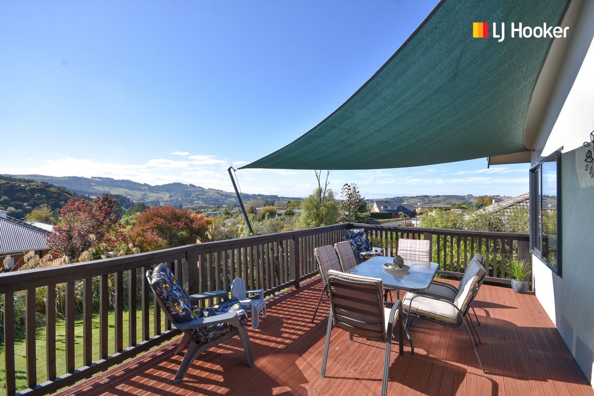 12 Centennial Road, Fairfield, Dunedin - Carousel 1