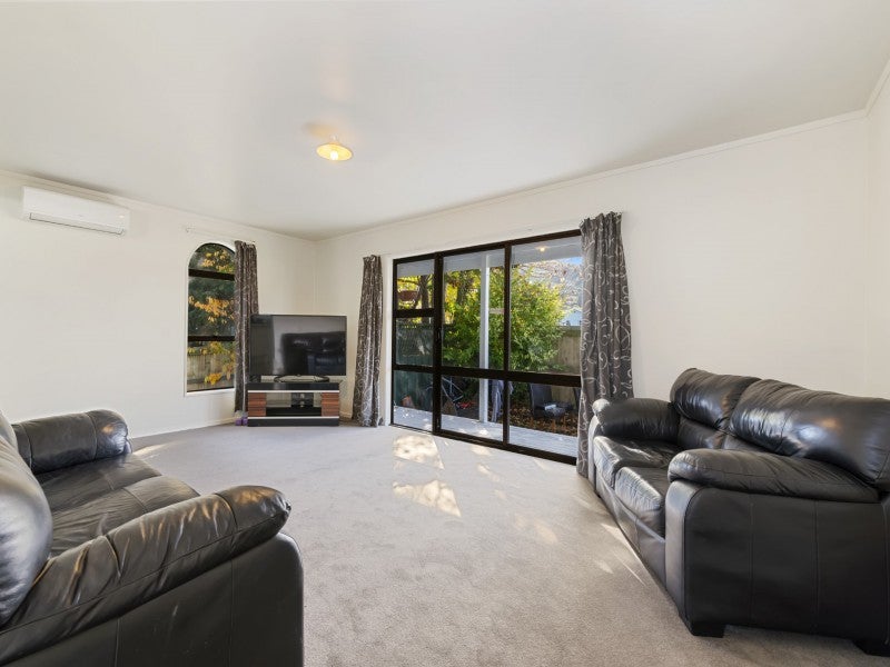 7A Spinel Place, Pukehangi, Rotorua - Carousel 2