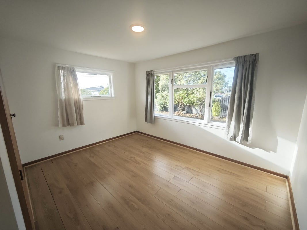 8 Pauline Street, Linwood, Christchurch - Carousel 2