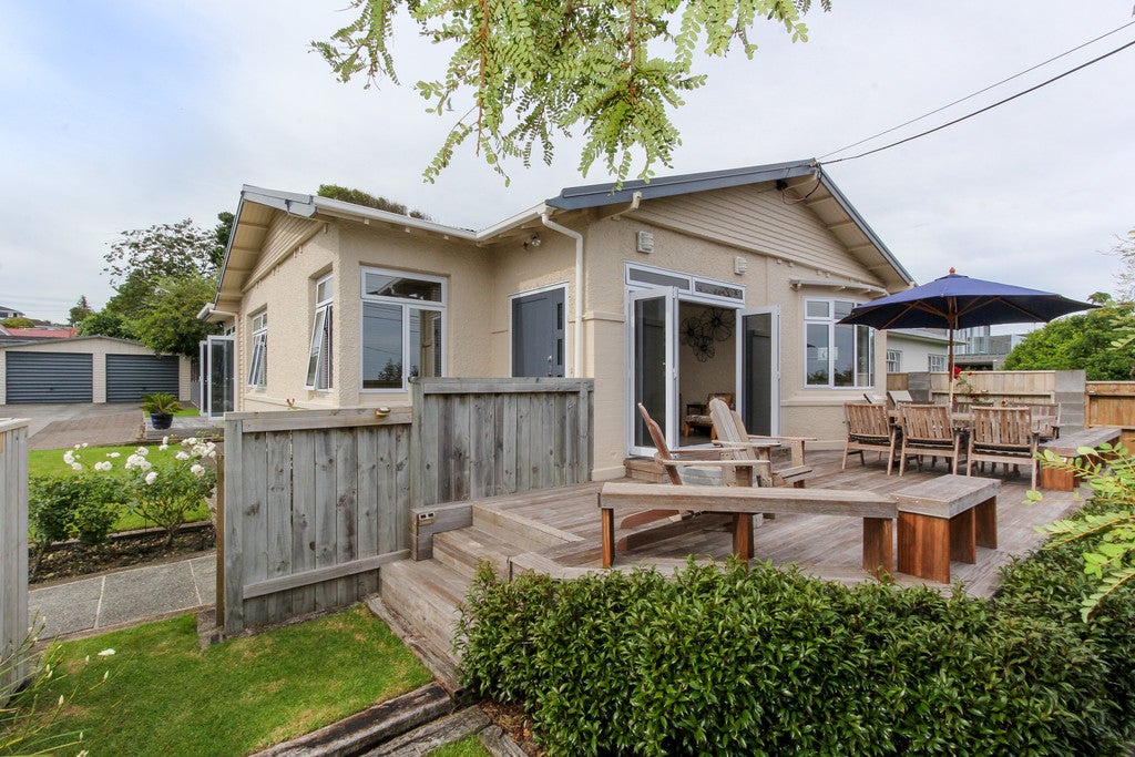 36 Rimu Street, Strandon, New Plymouth - Carousel 1