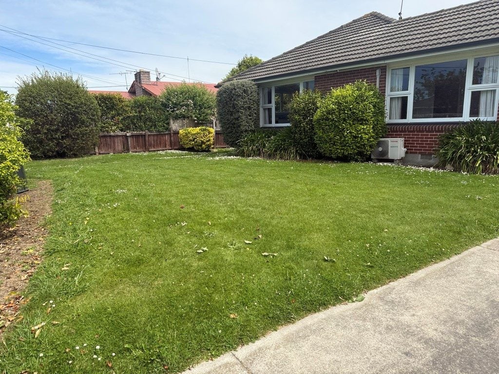 3 Bendale Place, Avonhead, Christchurch - Carousel 2